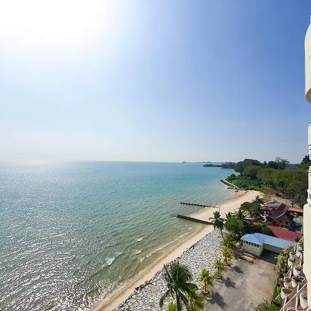 'Newly Refurbished' 'Sunny Seaview' At Regency With 2 Carpark By Shine Stay Port Dickson Exterior photo