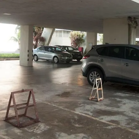 'Newly Refurbished' 'Sunny Seaview' At Regency With 2 Carpark By Shine Stay Port Dickson Exterior photo